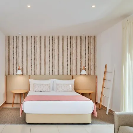 Quinta Dos Perfumes Farm stay *
