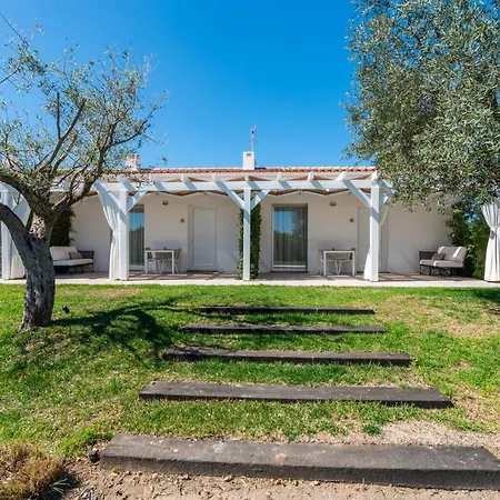 ファームステイ Quinta Dos Perfumes タヴィラ