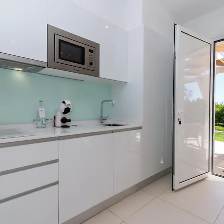 ファームステイ Quinta Dos Perfumes タヴィラ