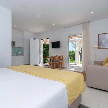 Quinta Dos Perfumes タヴィラ