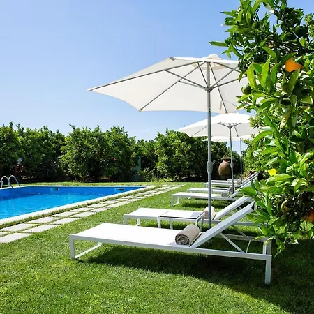 Quinta Dos Perfumes Farm stay *